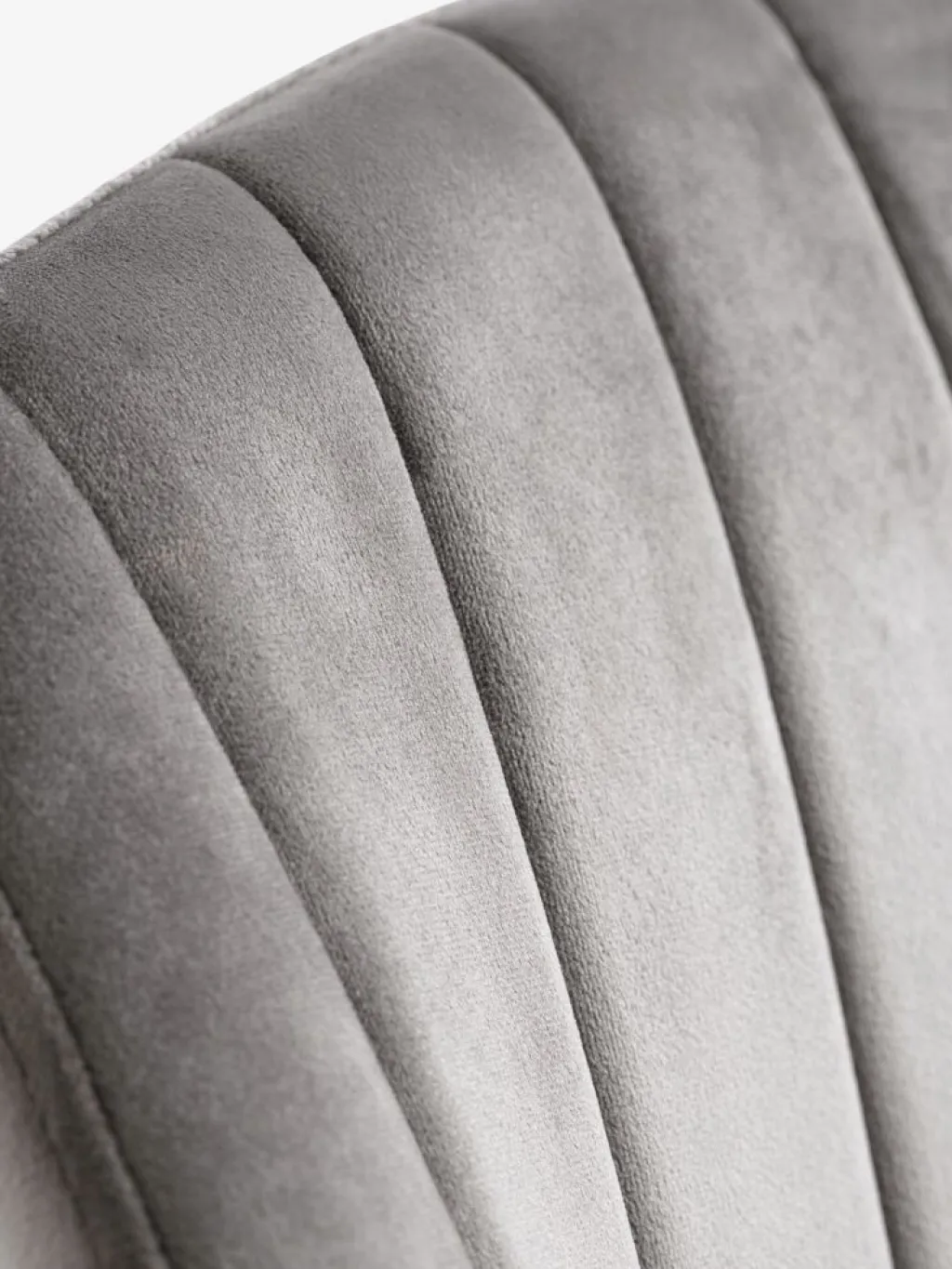 Sillas De Comedor>JYSK ADSLEVSilla de comedor ADSLEV terciopelo /natural Gris