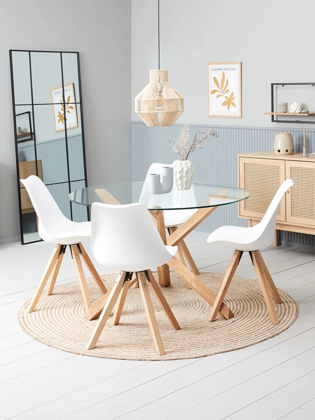 Mesas De Comedor|Conjuntos De Comedor>JYSK AGERBY + BLOKHUSMesa AGERBY Ø119 roble natural + 4 sillas BLOKHUS blanco
