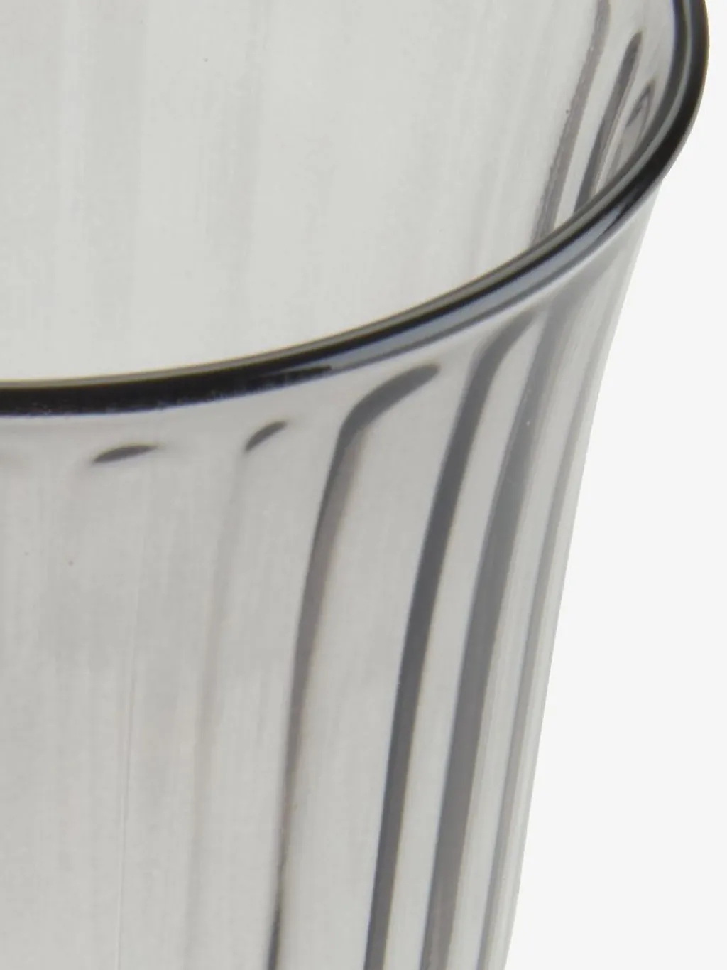 Vasos Y Tazas>JYSK FRIDOLINCopa de vino FRIDOLIN Ø8xA16cm 24 cl gris