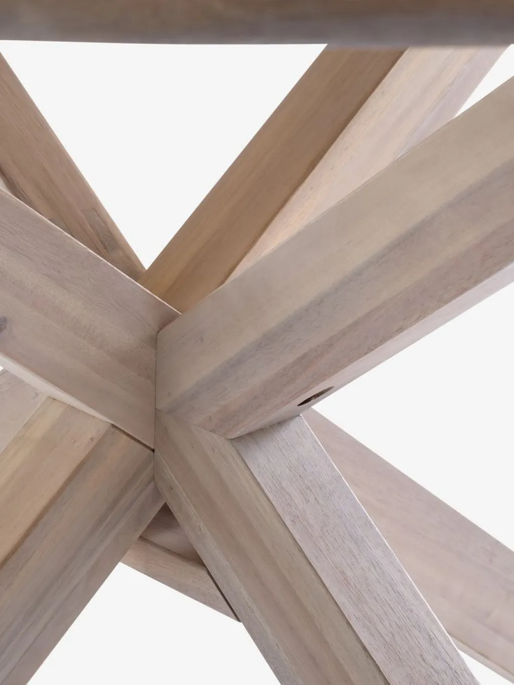 Mesas De Jardín>JYSK FUGLSANDMesa de jardín FUGLSAND Ø120 madera dura