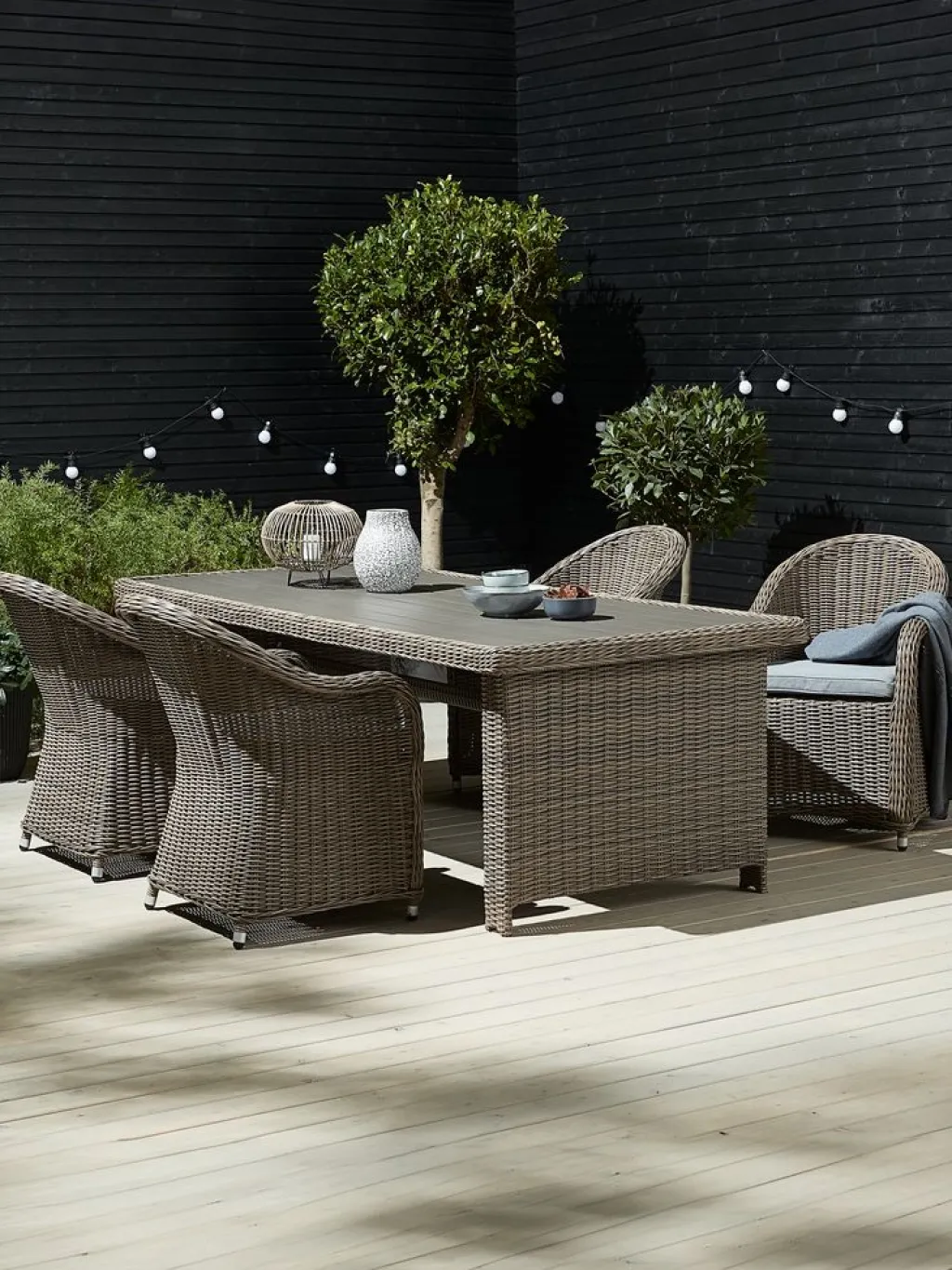 Conjuntos Mesa Y Sillas De Jardín>JUTLANDIA GAMMELBYMesa GAMMELBY L225 + 4 sillas GAMMELBY gris