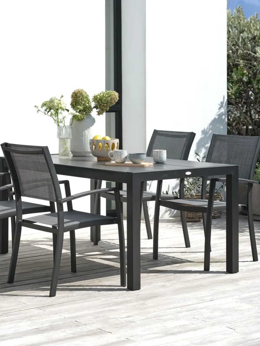 Conjuntos Mesa Y Sillas De Jardín>JUTLANDIA HAGEN + STRANDBYMesa HAGEN L160 + 4 sillas STRANDBY gris