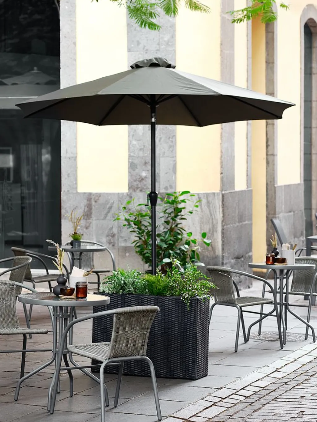 Sombrillas>JYSK HALKSombrilla inclinable HALK Ø300 Gris oscuro