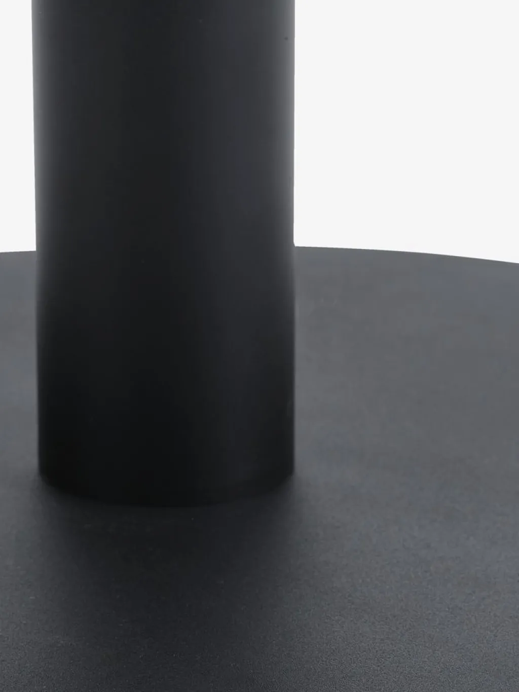Mesas De Jardín|Muebles De Jardín>JYSK HELAGSMesa auxiliar HELAGS Ø85xA50 negro
