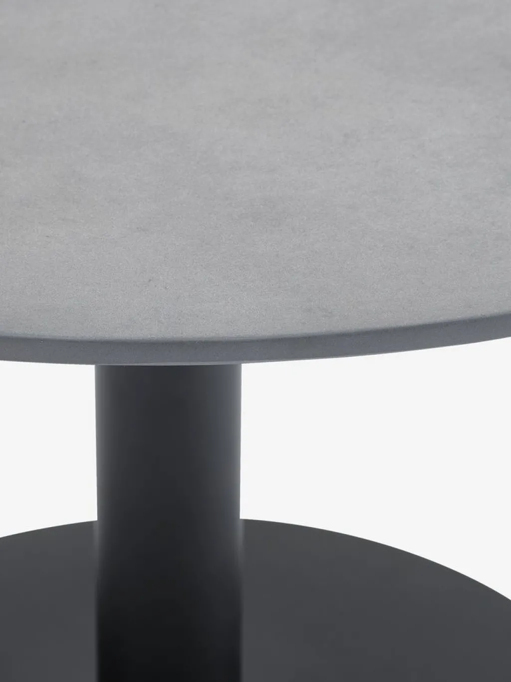 Mesas De Jardín|Muebles De Jardín>JYSK HELAGSMesa auxiliar HELAGS Ø85xA50 negro