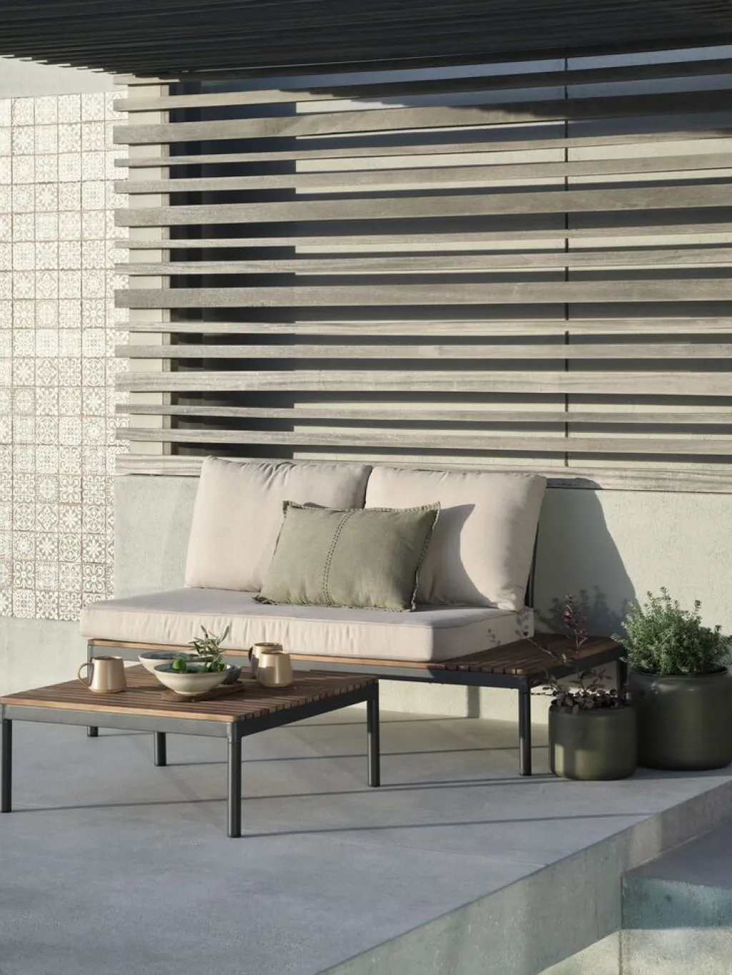 Conjuntos Mesa Y Sillas De Jardín|Muebles De Jardín>JYSK HOUConjunto muebles jardín HOU 2 plazas madera dura