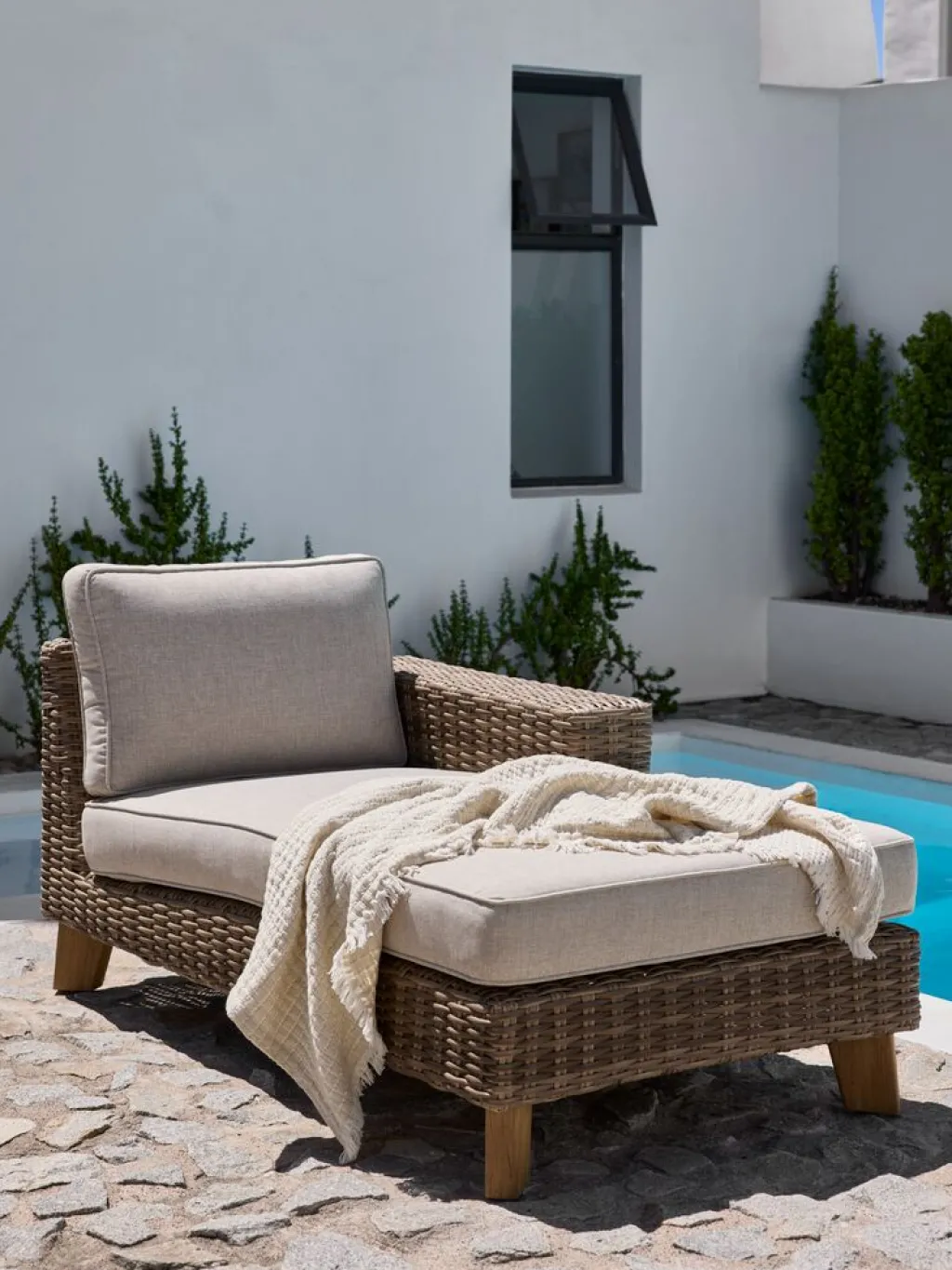 Muebles De Jardín|Tumbonas>JYSK HUSAATumbona HUSAA A88xL162 derecha natural