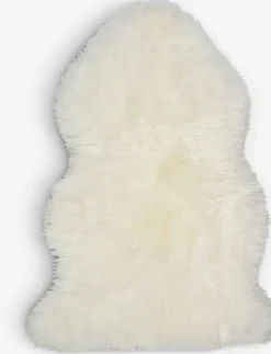 Alfombras De Piel>JYSK KEJSERLINDPiel de cordero KEJSERLIND 50x85 Crema