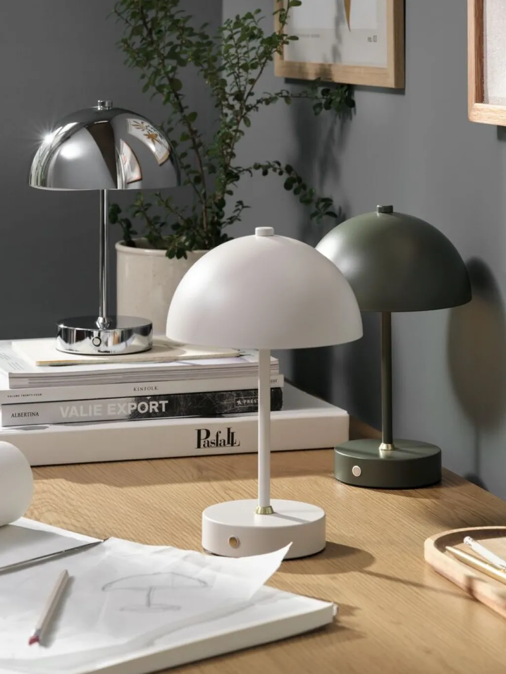 Iluminación Decorativa>JYSK KENTLámpara a pilas KENT Ø16xA25cm verde táctil y temporizador Verde oliva