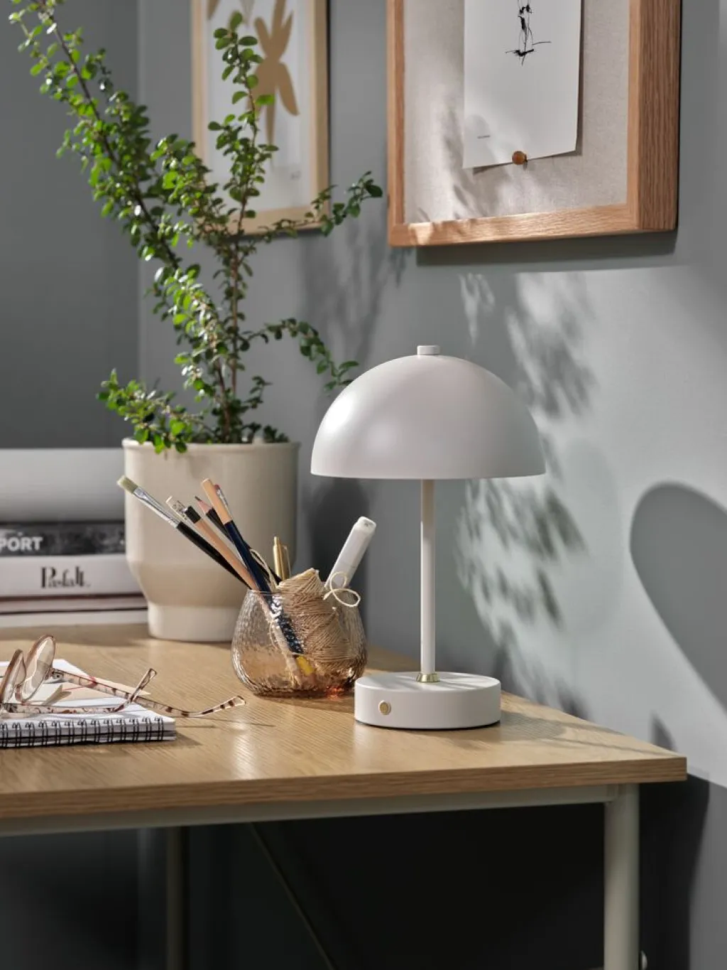 Iluminación Decorativa>JYSK KENTLámpara a pilas KENT Ø16xA25cm gris táctil y temporizador Gris claro