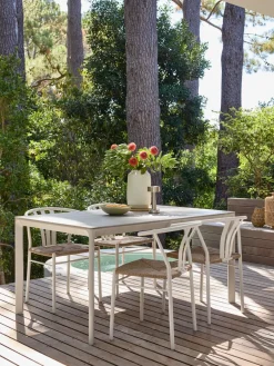 Mesas De Jardín>JUTLANDIA KUMLAMesa de jardín KUMLA A95xL150 beis Beige