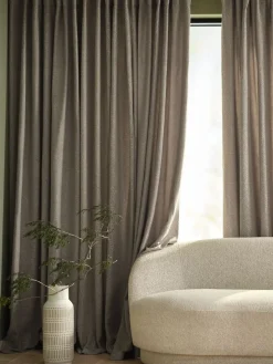 Cortinas Gruesas><noscript><img width=