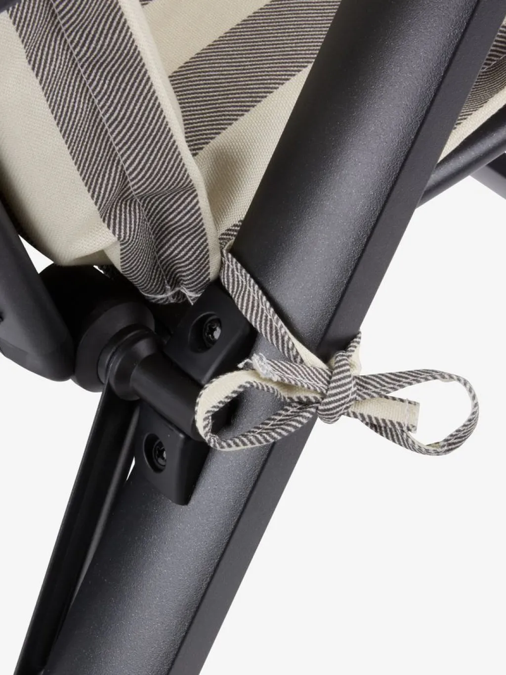 Cojín Para Silla Reclinable|Cojines Para Palé>JYSK LANGMOSECojín de jardín para silla reclinable LANGMOSE variado