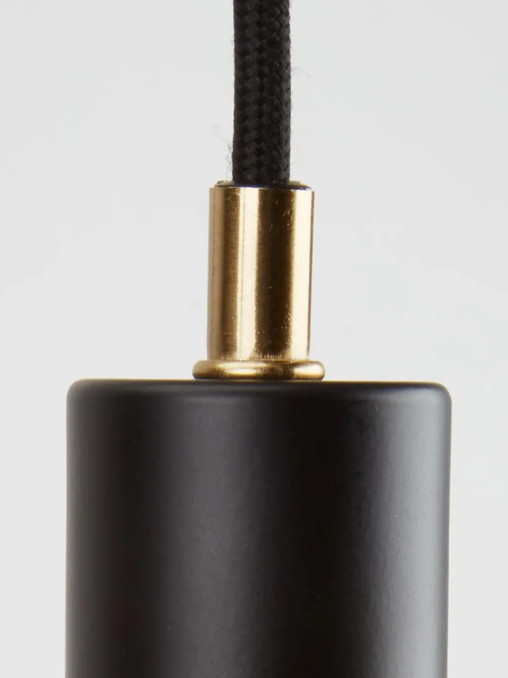 Lámparas>JYSK MAGNARLámpara de techo MAGNAR 3 en 1 Ø22xA220cm negro