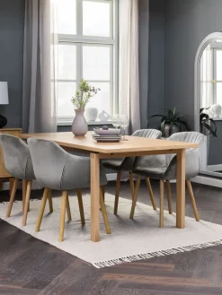 Mesas De Comedor|Conjuntos De Comedor>JYSK MEJLSKOV + ADSLEVMesa MEJLSKOV L180 roble + 4 sillas ADSLEV terciopelo gris