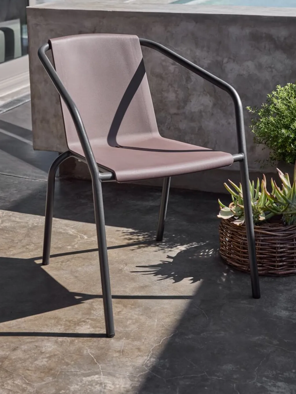 Sillas De Jardín>JYSK MODUMSilla apilable MODUM Berenjena