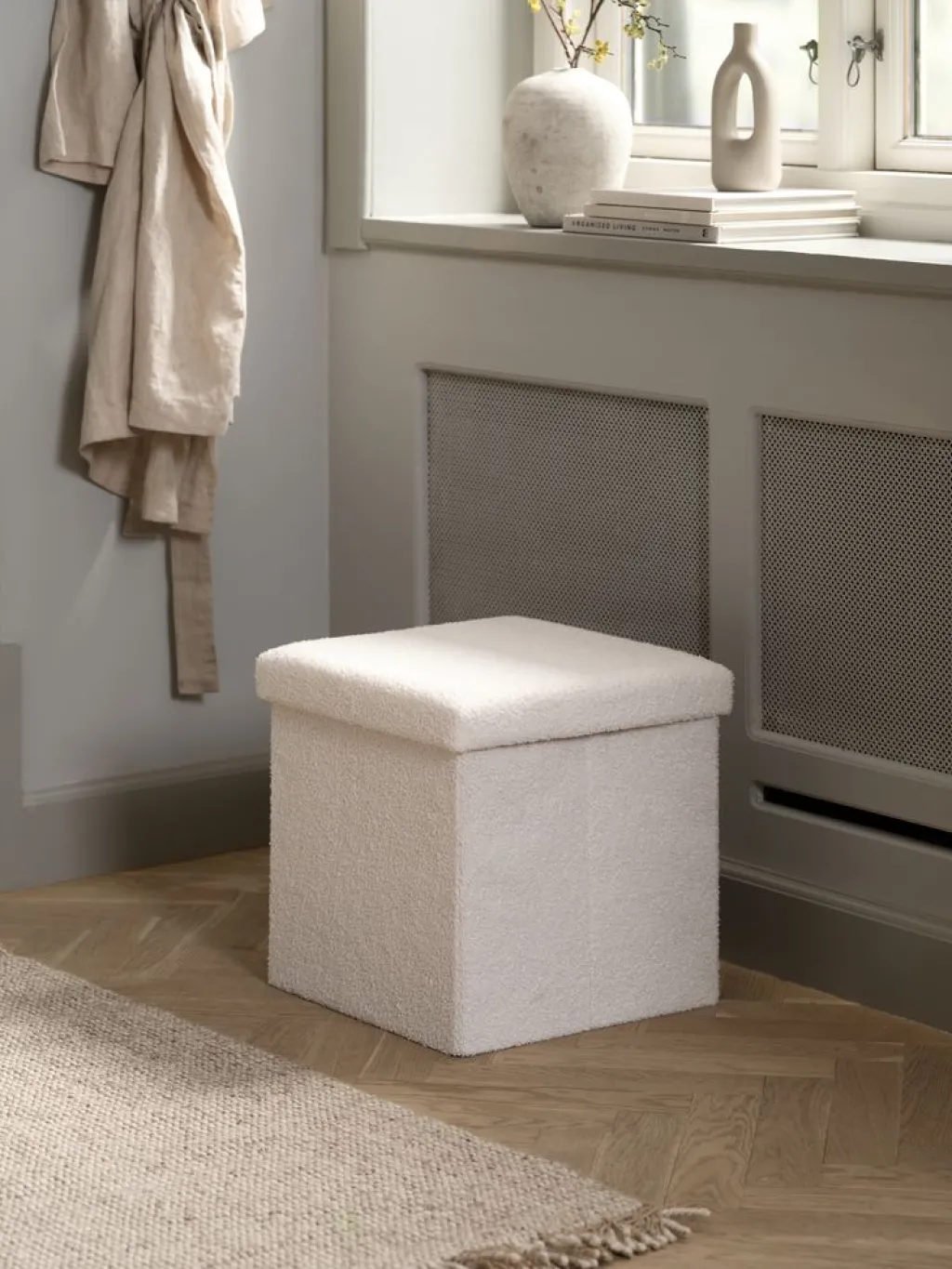 Pufs|Pufs>JYSK NYSTEDPuf NYSTED 38x38 con almacenaje felpa blanco crudo