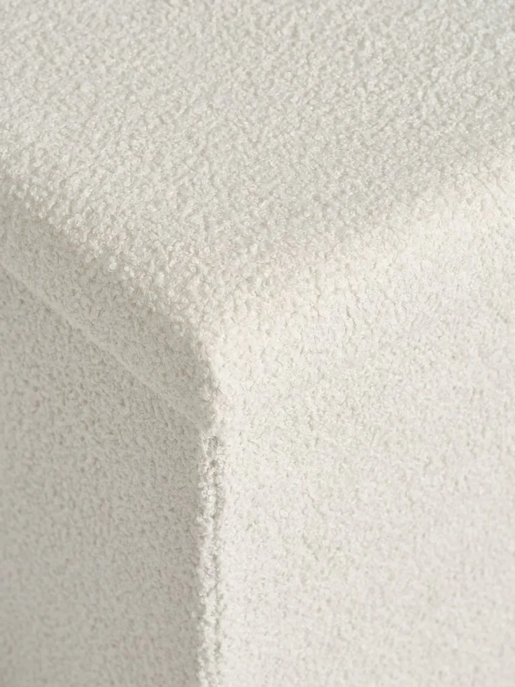Pufs|Pufs>JYSK NYSTEDPuf NYSTED 38x38 con almacenaje felpa blanco crudo