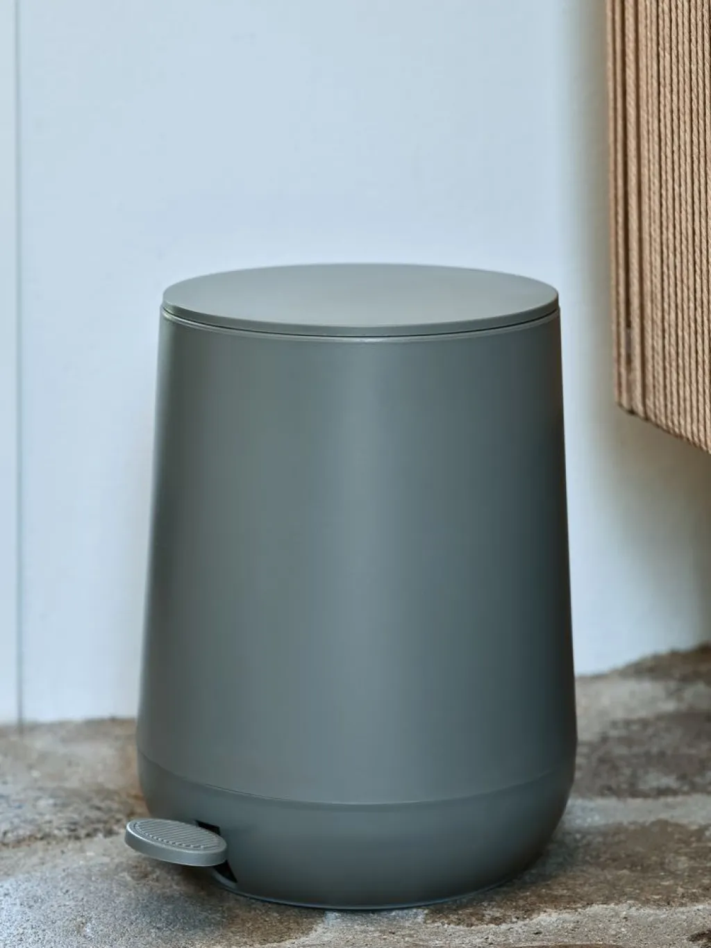 Cubos De Baño|Cuidado Personal>JYSK OXIECubo con pedal OXIE 5L cierre suave oliva Verde oliva