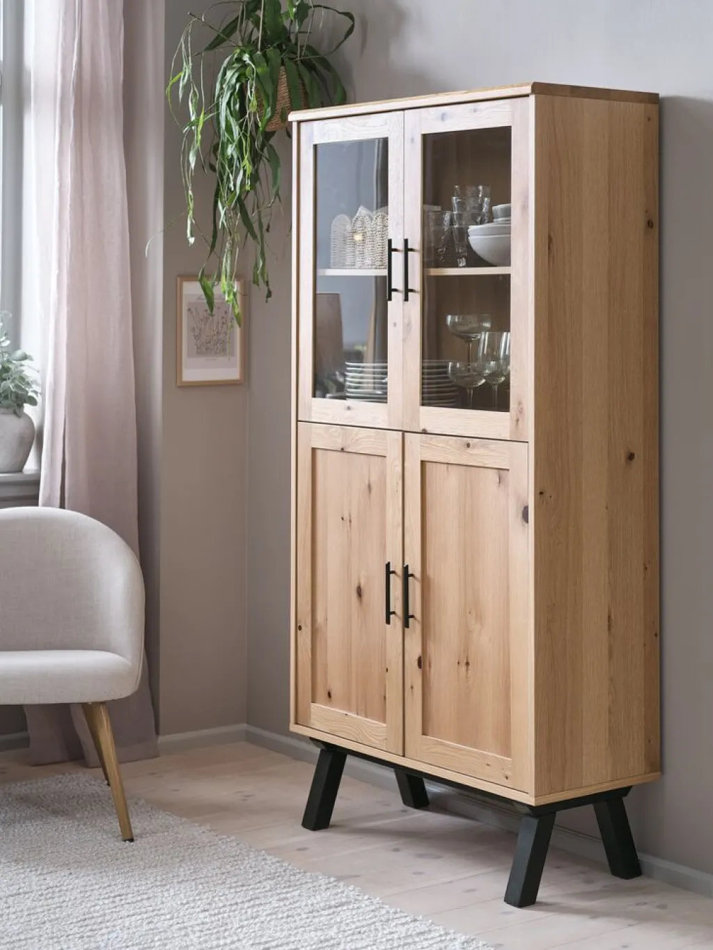 Vitrinas|Vitrinas>Royal Oak SANDBYVitrina SANDBY 2 puertas roble natural/negro