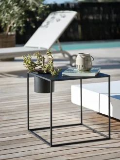 Decoración De Jardín>JYSK TORNSANGERMesa auxiliar TORNSANGER A45xL45 negro