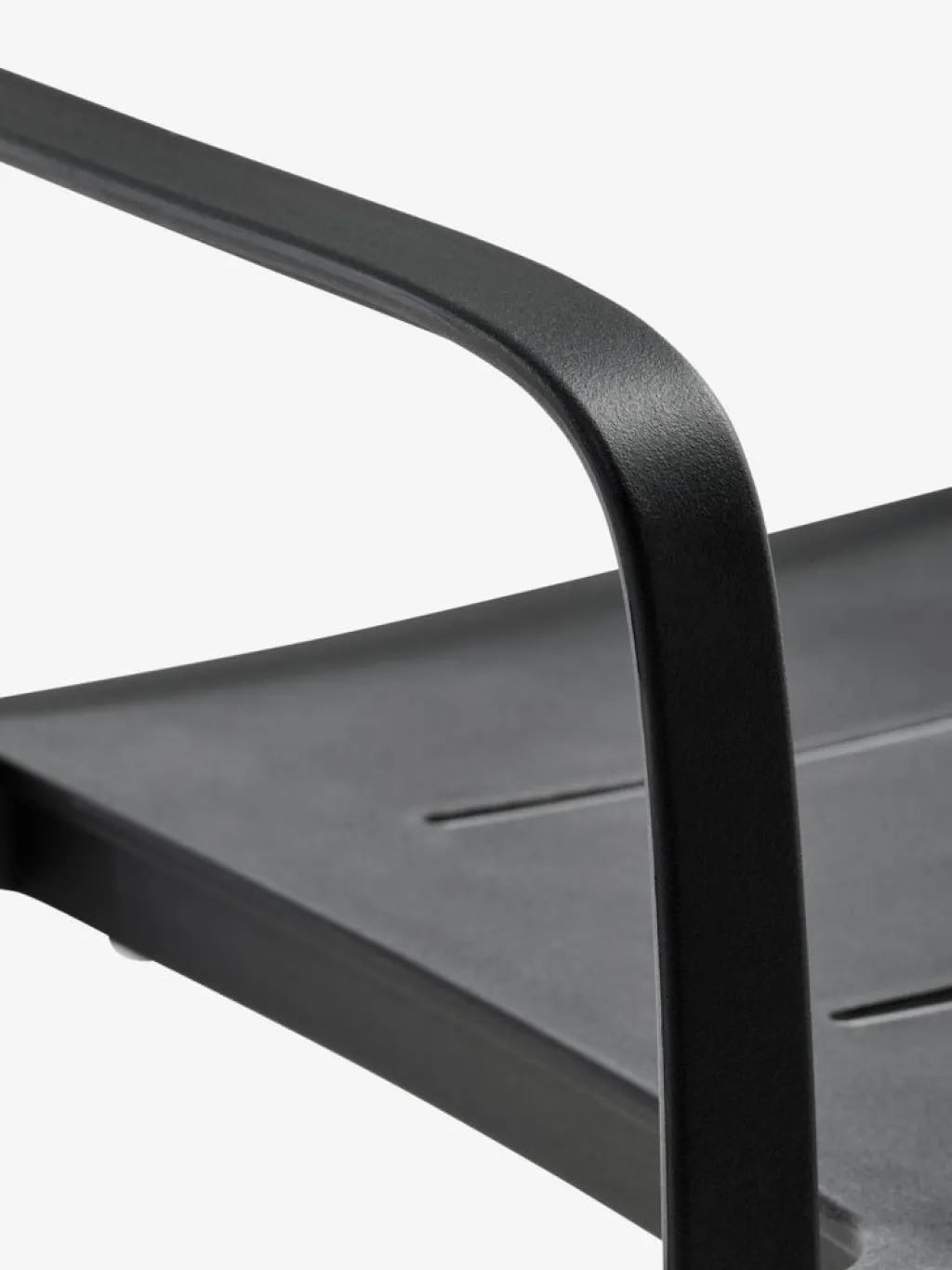 Conjuntos Mesa Y Sillas De Jardín>JYSK VAMDRUP + INGSTRUPMesa VAMDRUP Ø120 + 4 sillas INGSTRUP negro Gris