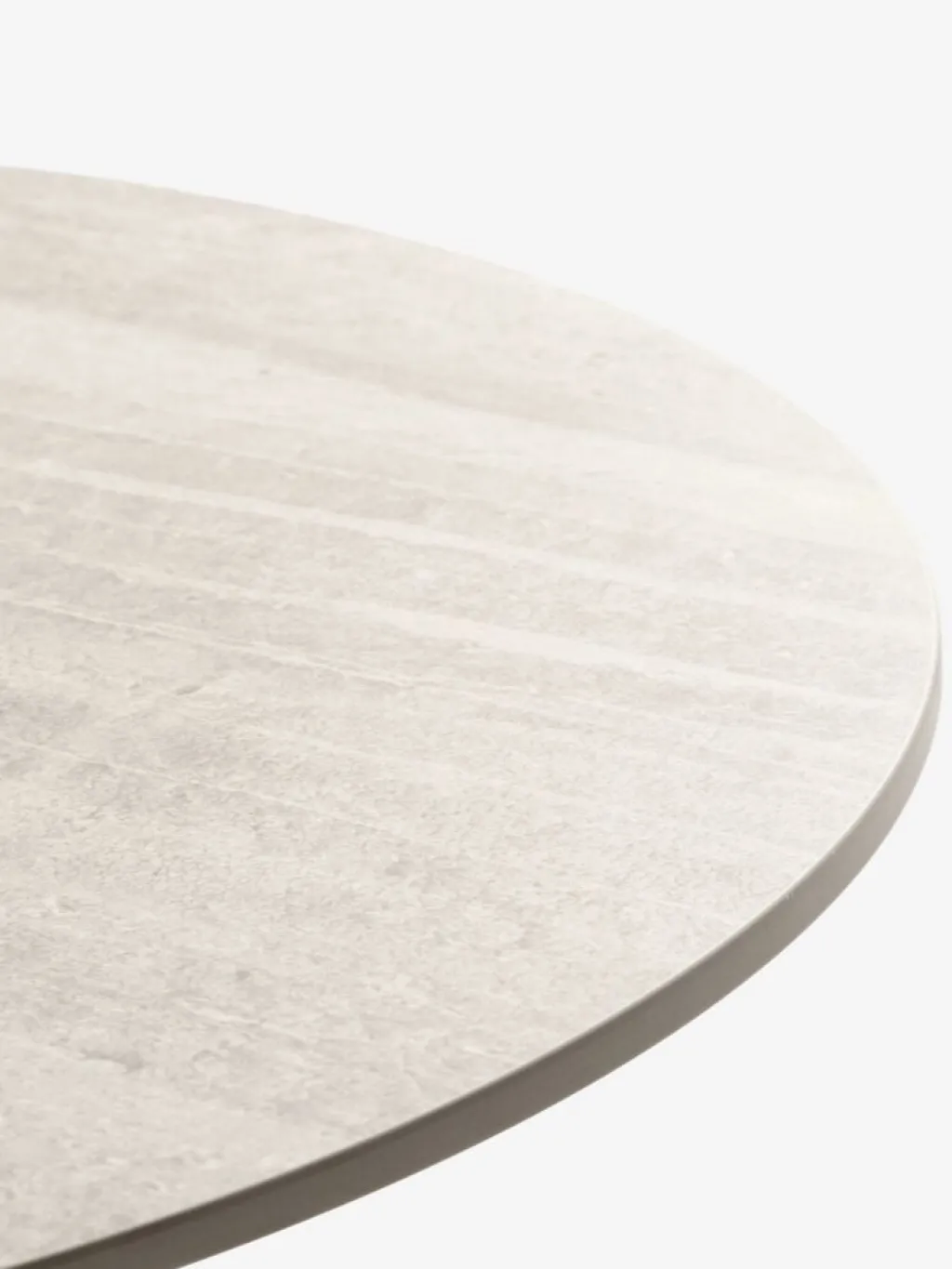 Conjuntos Mesa Y Sillas De Jardín>JYSK VAMDRUP + INGSTRUPMesa VAMDRUP Ø70 + 2 sillas INGSTRUP beis Beige