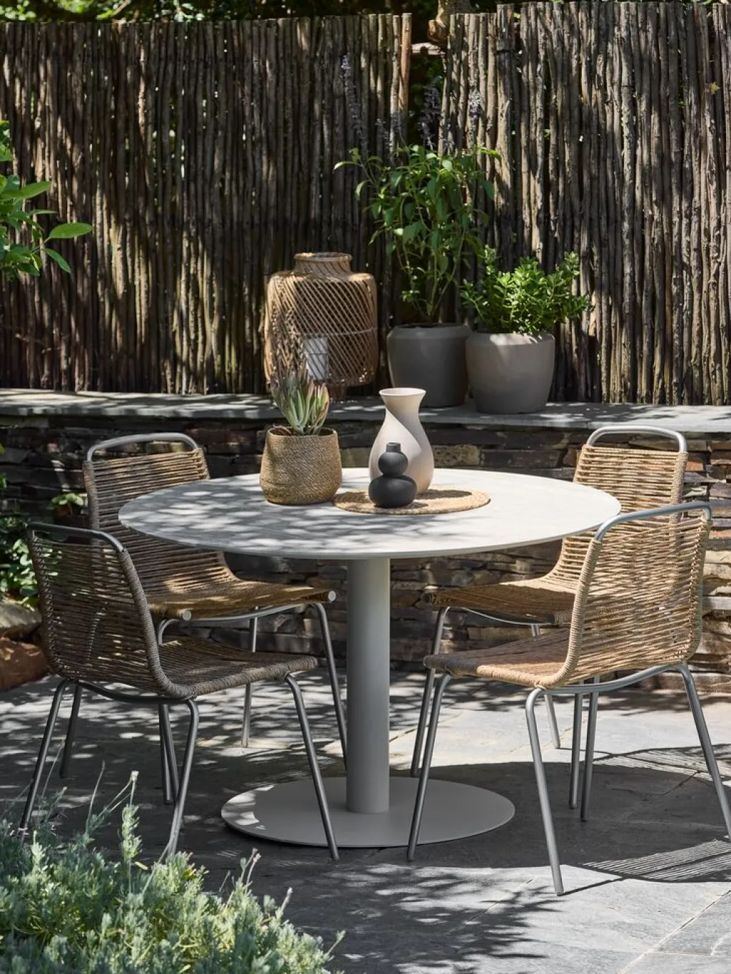 Mesas De Jardín>JYSK VAMDRUPMesa de jardín VAMDRUP Ø120 beis Beige